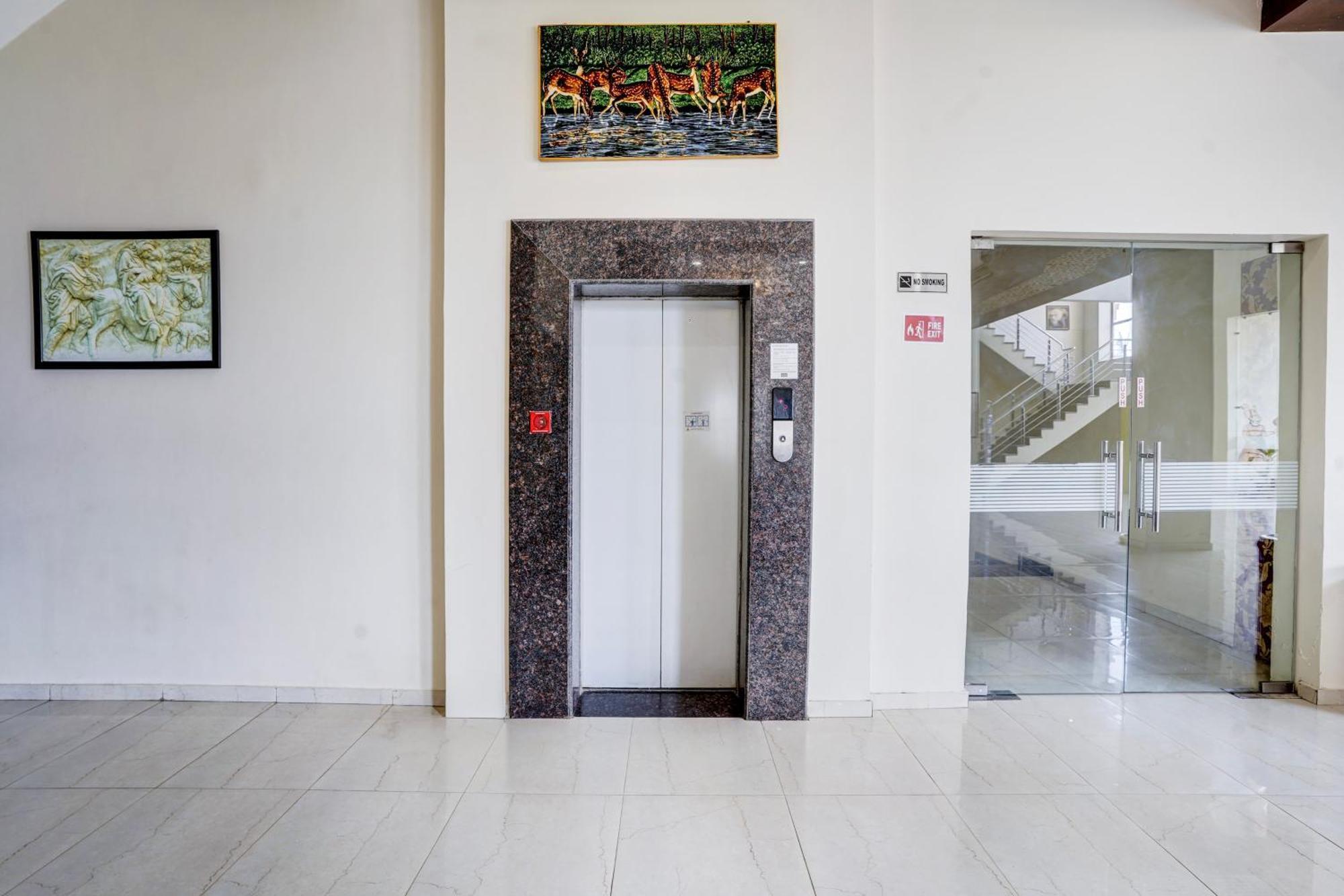 Hotel Amrit Manthan Chittorgarh Exterior foto