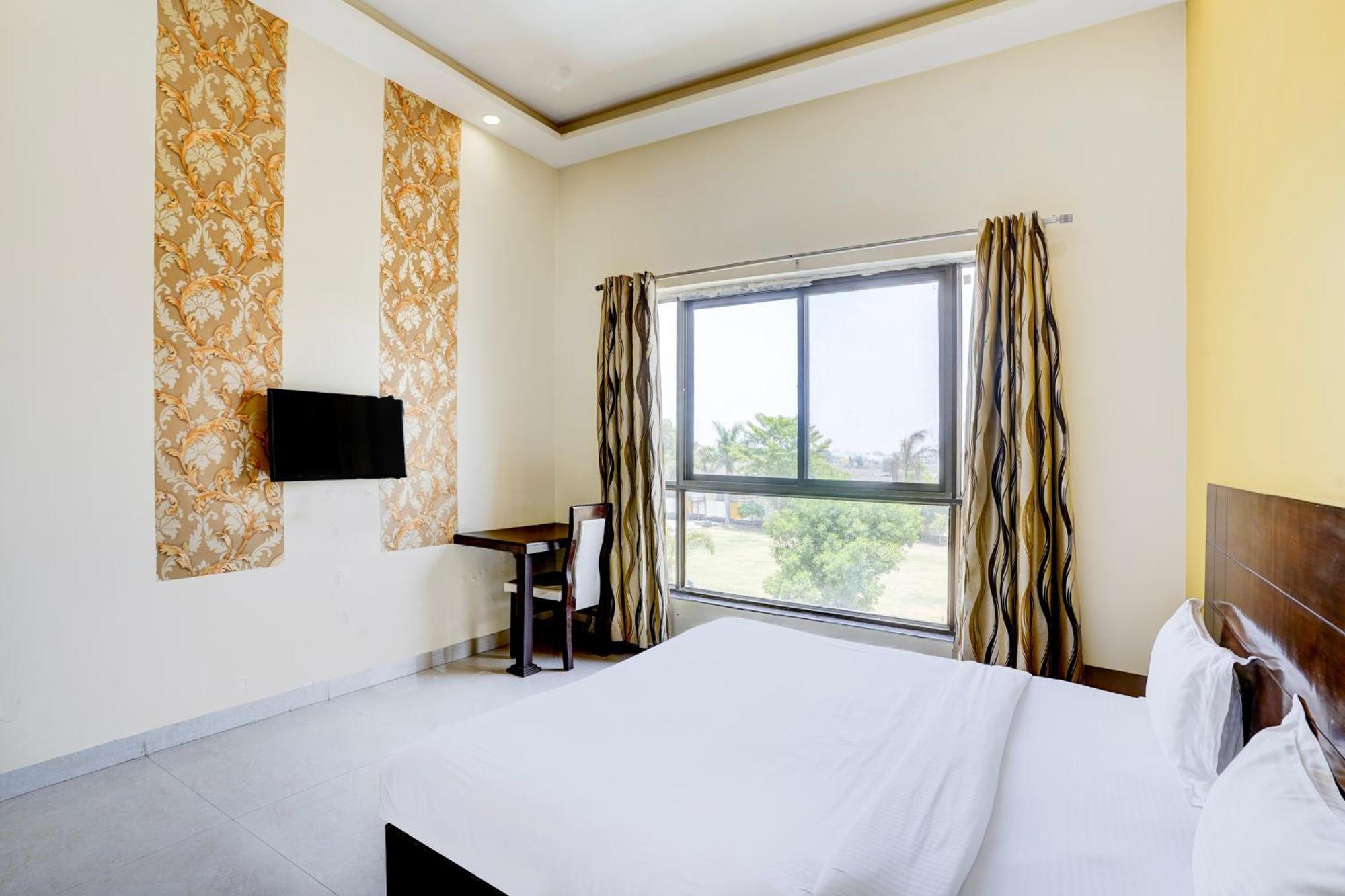 Hotel Amrit Manthan Chittorgarh Exterior foto